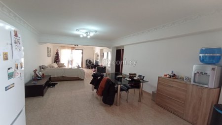 For Sale €190,000 Apartment 3 bedrooms Leivadia, Livadia Larnaca