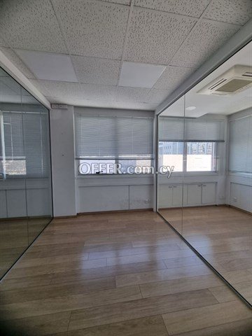 Office 145 Sq.m. With A Conference Room  In The Center Of Nicosia - 7