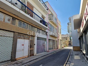Commercial Building with a Basement in Faneromeni, Nicosia - 6