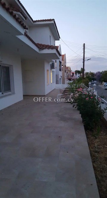 5 Bedroom House With Big Yard  In Archangelos, Nicosia - 6