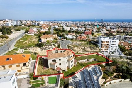 Detached Villa for sale in Agia Filaxi, Limassol - 3
