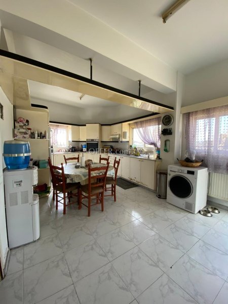 New For Sale €380,000 Maisonette 3 bedrooms, Semi-detached Larnaka (Center), Larnaca Larnaca - 6