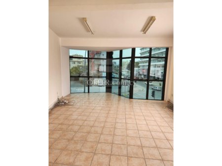 35m2 office for rent in Pentadromos - 4