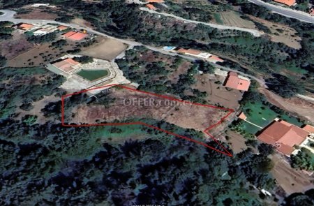 Field for sale in Moniatis, Limassol