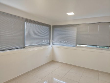 Office for rent in Agia Zoni, Limassol