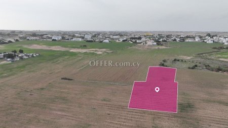 50 share of a residential field in Paralimni Ammochostos - 1