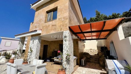 For Sale Villa  in Chloraka with unobstracted sea views