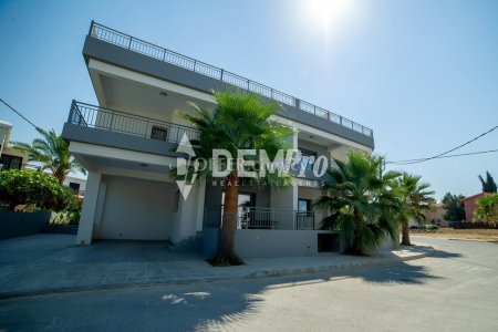 Apartment For Sale in Tombs of The Kings, Paphos - DP4056