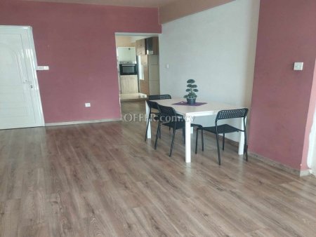 New For Sale €200,000 Apartment 3 bedrooms, Larnaka (Center), Larnaca Larnaca - 1