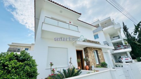 3 Bedroom Modern Detached House For Rent Limassol - 11