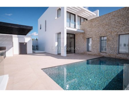 5 Bedroom Villa for Sale in Sea Caves area Paphos - 9