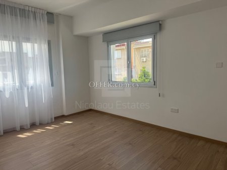 Three bedroom apartment in Strovolos area near Eleon - 8