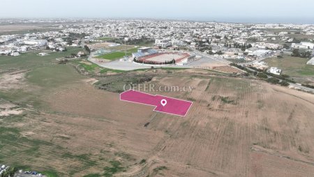 50 share of a residential field in Paralimni Ammochostos - 2