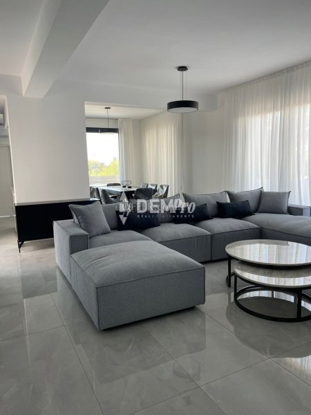 Villa For Sale in Chloraka, Paphos - DP4051 - 8