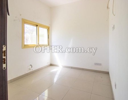 4-Bedroom House With Swimming Pool In Pervolia, Larnaca - 6