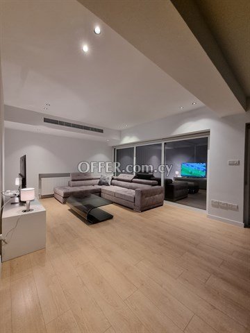 2 Bedroom Luxury Apartment  In Agioi Omologites - Walking Distance To  - 2