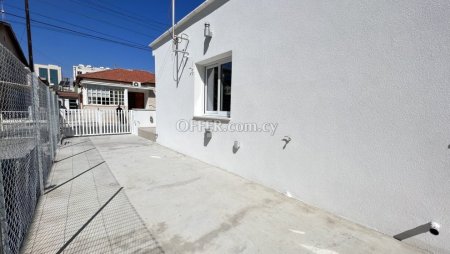2 Bed Semi-Detached House for rent in Agia Zoni, Limassol - 3