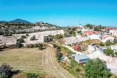Field for Sale in Anglisides, Larnaca - 3