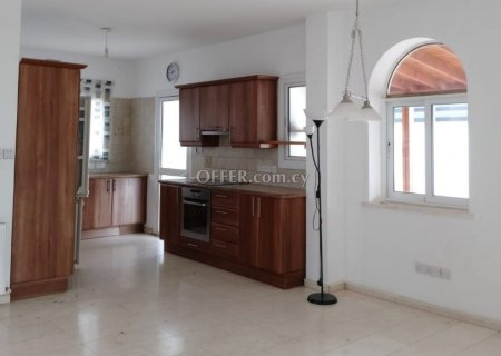 4 Bed Detached House for rent in Agios Tychon, Limassol - 2