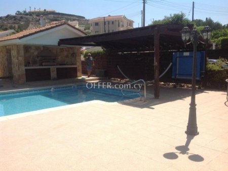 4 Bed Detached House for rent in Parekklisia, Limassol - 2
