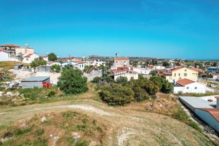 Field for Sale in Anglisides, Larnaca - 2