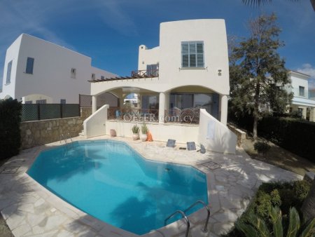4 Bedroom Villa for Sale in Chloraka Paphos