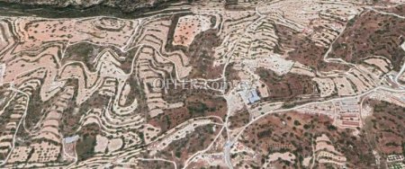 Field for sale in Paramytha, Limassol - 1