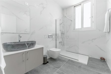 Luxurious Five Bedroom Villa in Protaras - 4