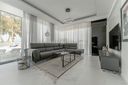 Luxurious Five Bedroom Villa in Protaras - 21