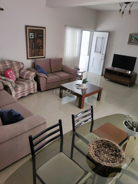 TWO BEDROOM FULLY FURNISHED UPPER HOUSE IN NEAPOLIS LIMASSOL - 11