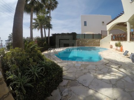 4 Bedroom Villa for Sale in Chloraka Paphos - 8