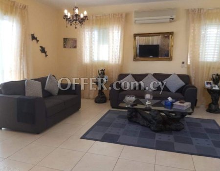 For Sale, Three-Bedroom Detached House in Deftera - 9