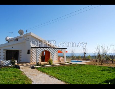 Luxury 2 bedrooms villa with swimming pool 10m x 5m AVAILABLE FOR SHORT TERM OR LONG TERM. - 9
