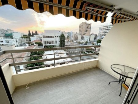 Fully furnished city center flat close to Anexartisias and Gladstonos - 3