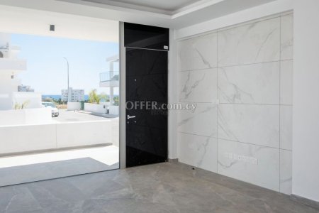4-Bedroom Villa Centrally Protaras - 10