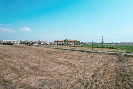 Field for Sale in Pervolia, Larnaca - 2