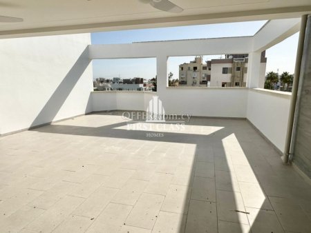 Apartment (Penthouse) in Engomi, Nicosia for Sale - 4