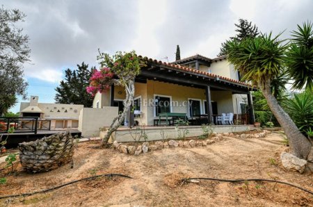 3 Bed Detached Villa for Sale in Protaras, Ammochostos - 1