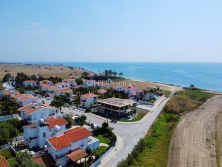 Commercial Building for Sale in Mazotos, Larnaca - 1