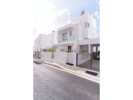 3 Bedroom Villa for Sale in Peyia - 10