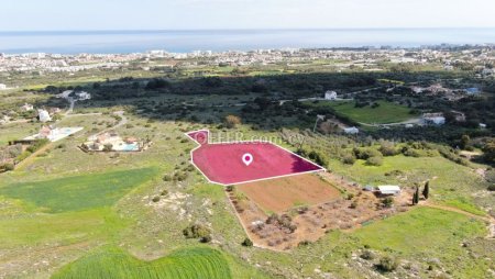 83 share of an agricultural field located in Paralimni Ammochostos. - 5