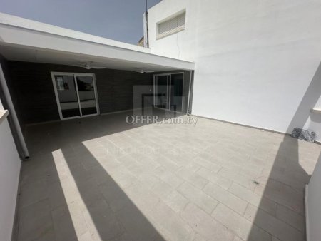 Fully Renovated Four Bedroom Floor Apartment for Sale in Engomi Nicosia - 8