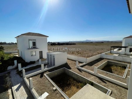 3 Bed House for Sale in Dromolaxia, Larnaca - 5