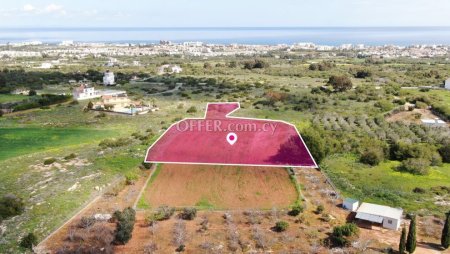 83 share of an agricultural field located in Paralimni Ammochostos. - 3
