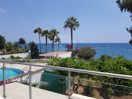Amazing two bedroom beachfront apartment for rent in Ayios Tychonas - 6