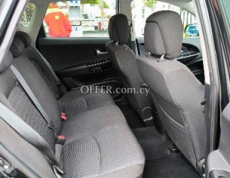 2012 KIA Ceed 1.6L Petrol Automatic Hatchback - 8