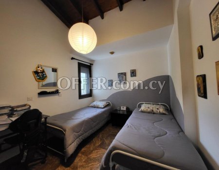 Bungalow within a large Residential Land - Limassol - 4