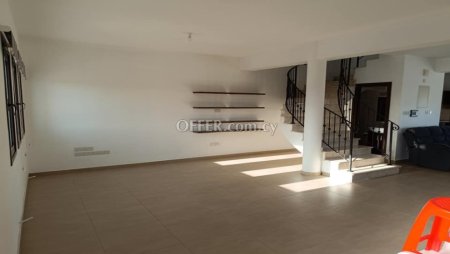 New For Sale €299,000 House 3 bedrooms, Detached Oroklini, Voroklini Larnaca - 6