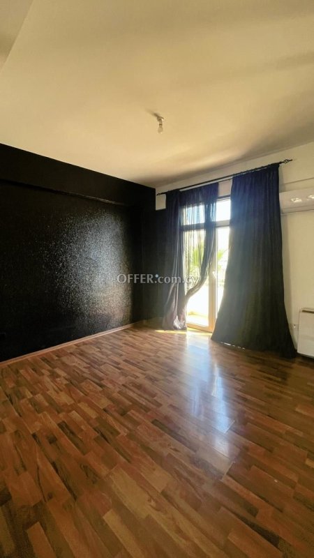 4 Bed Apartment for Sale in Faneromeni, Larnaca - 6