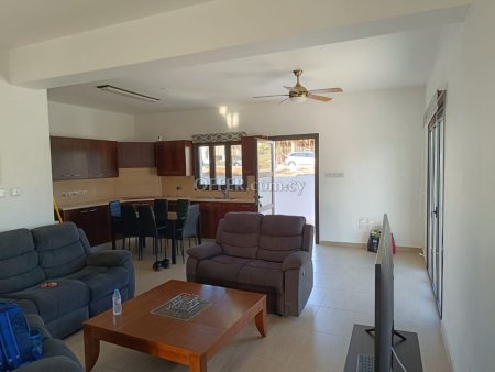 New For Sale €299,000 House 3 bedrooms, Detached Oroklini, Voroklini Larnaca - 4